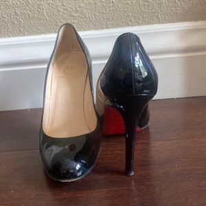 Christian Louboutin- black classic heel